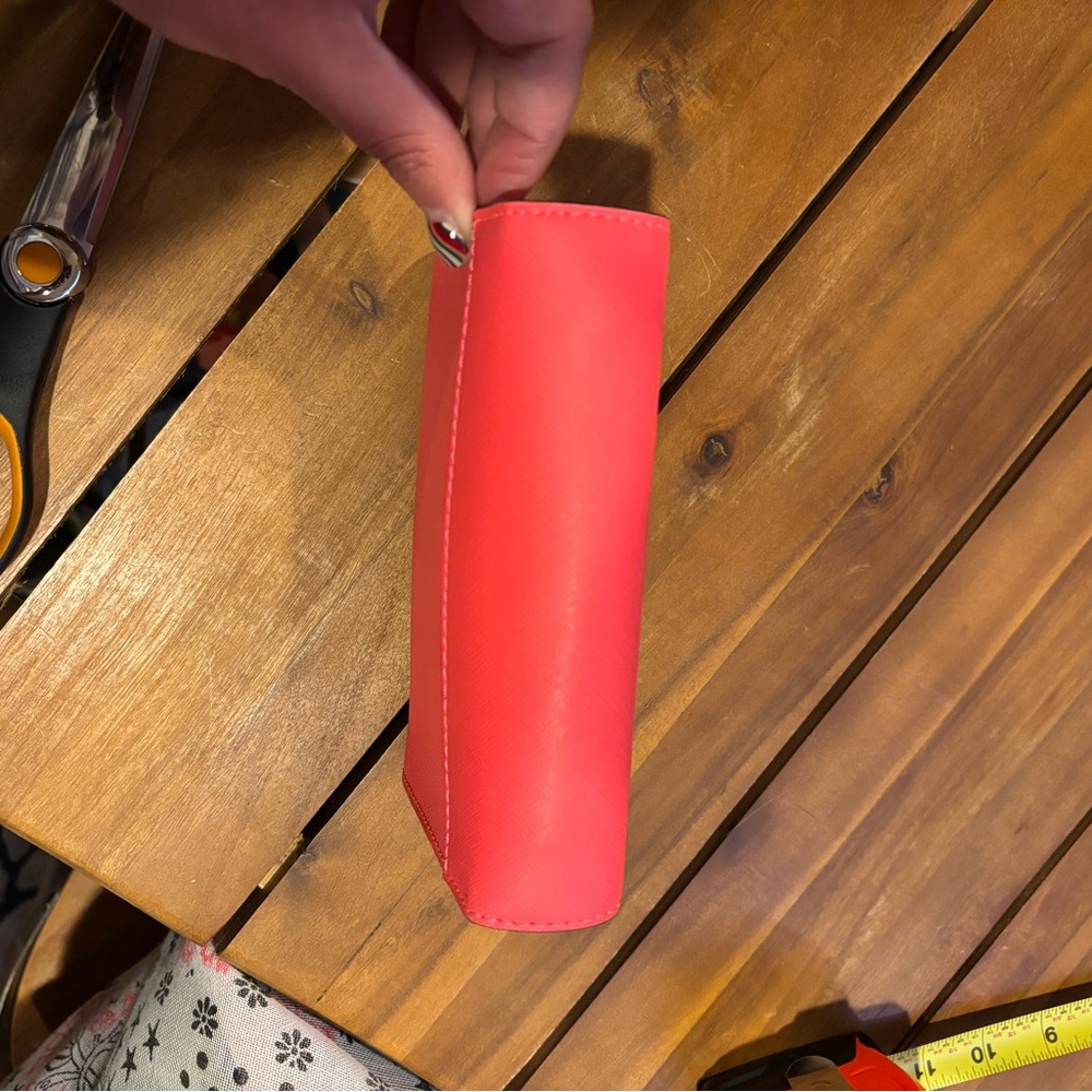 Kate Spade Coral/pink clutch bag EUC - Picture 9 of 11